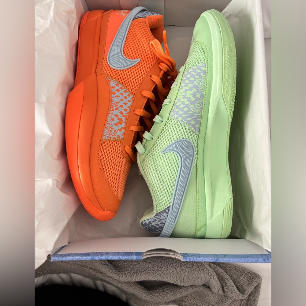 Nike Bright Mandarin two Tone Orange and Light Green Sneakers